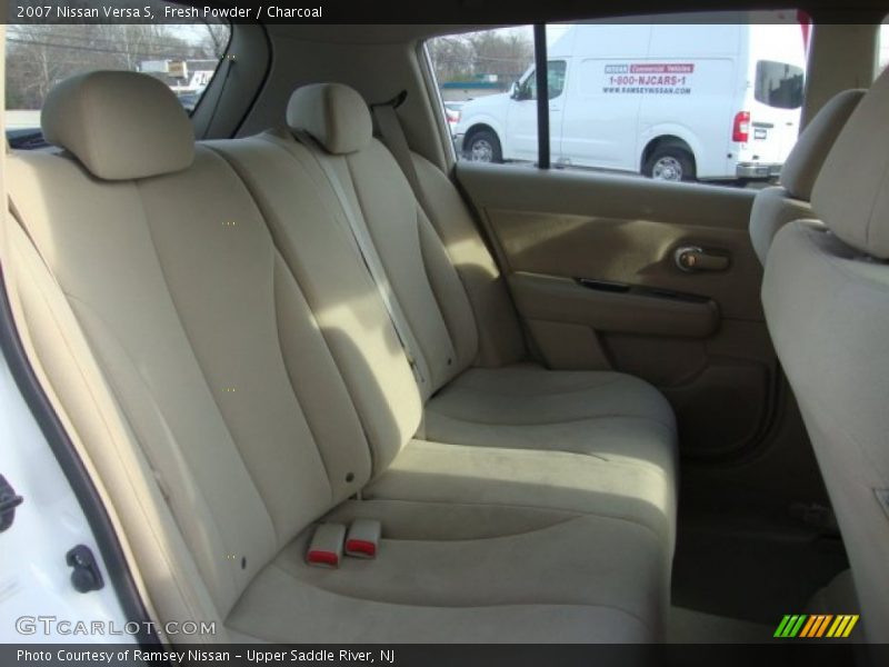 Fresh Powder / Charcoal 2007 Nissan Versa S