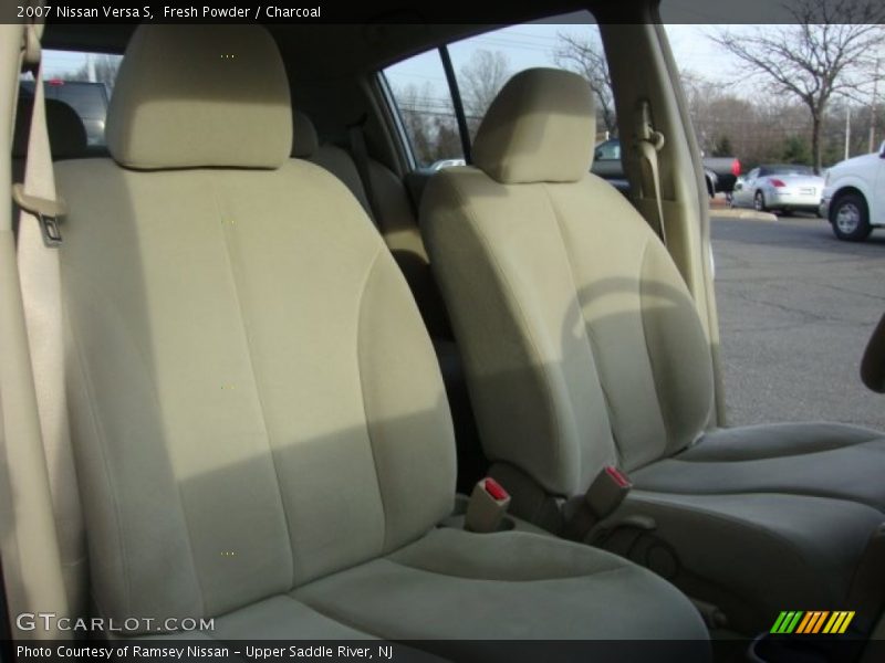 Fresh Powder / Charcoal 2007 Nissan Versa S