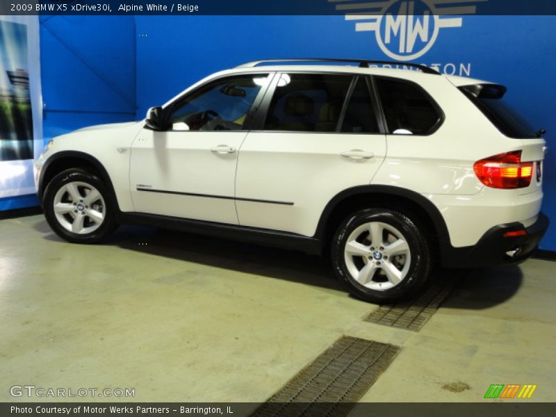 Alpine White / Beige 2009 BMW X5 xDrive30i