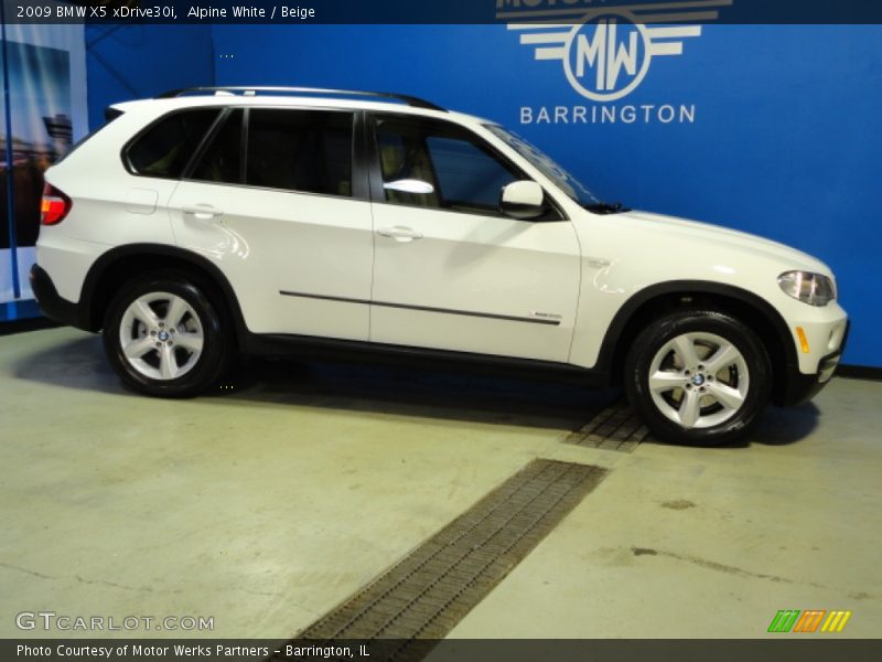 Alpine White / Beige 2009 BMW X5 xDrive30i