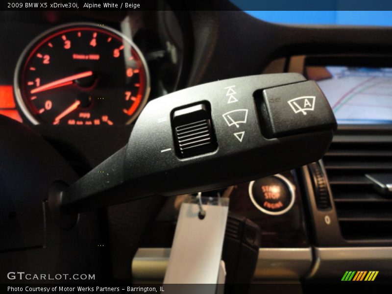 Alpine White / Beige 2009 BMW X5 xDrive30i