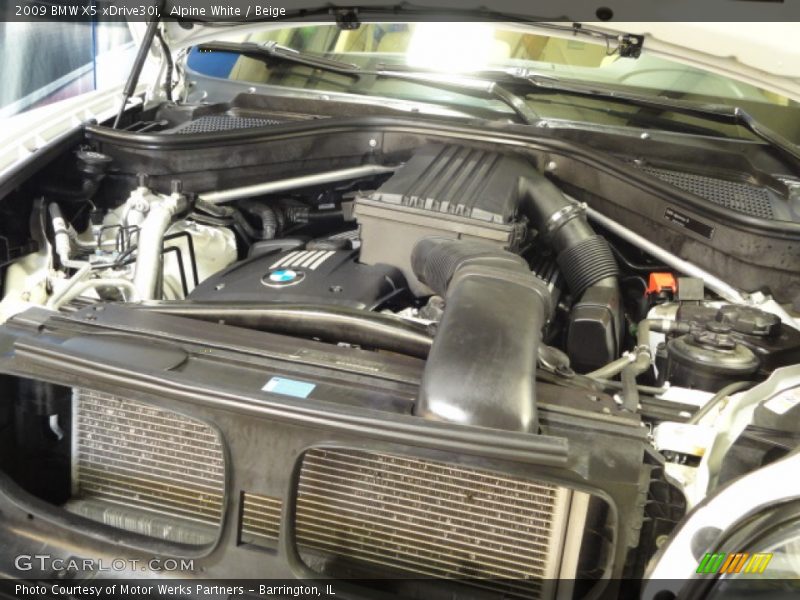 Alpine White / Beige 2009 BMW X5 xDrive30i
