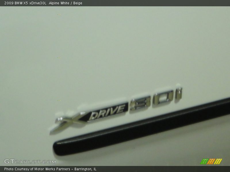 Alpine White / Beige 2009 BMW X5 xDrive30i