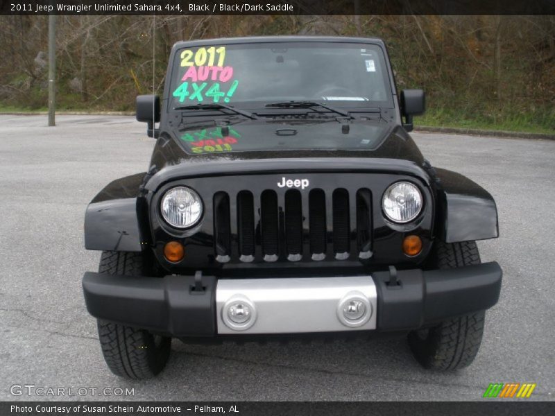 Black / Black/Dark Saddle 2011 Jeep Wrangler Unlimited Sahara 4x4