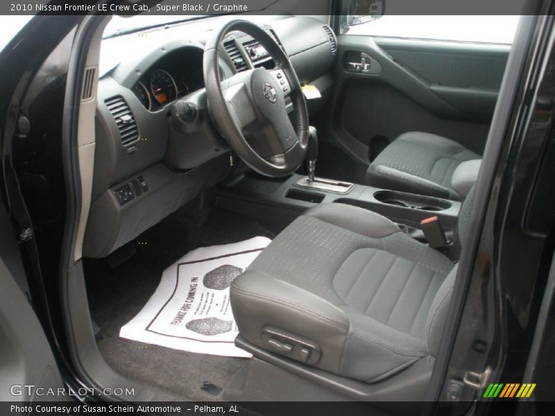 Super Black / Graphite 2010 Nissan Frontier LE Crew Cab