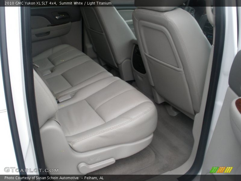 Summit White / Light Titanium 2010 GMC Yukon XL SLT 4x4