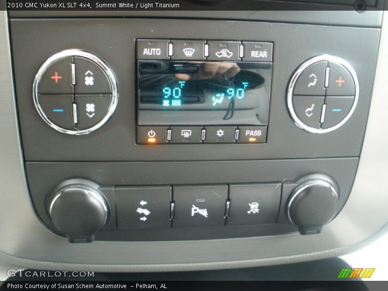 Summit White / Light Titanium 2010 GMC Yukon XL SLT 4x4