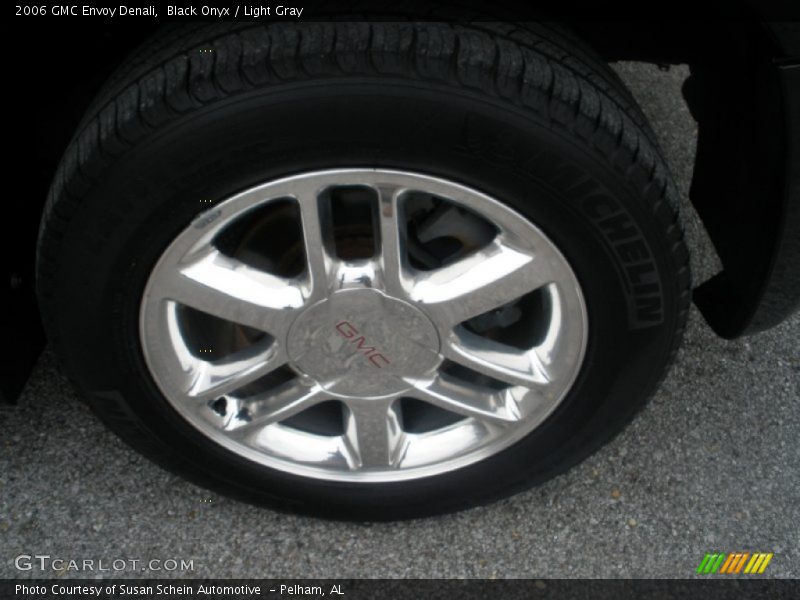 Black Onyx / Light Gray 2006 GMC Envoy Denali
