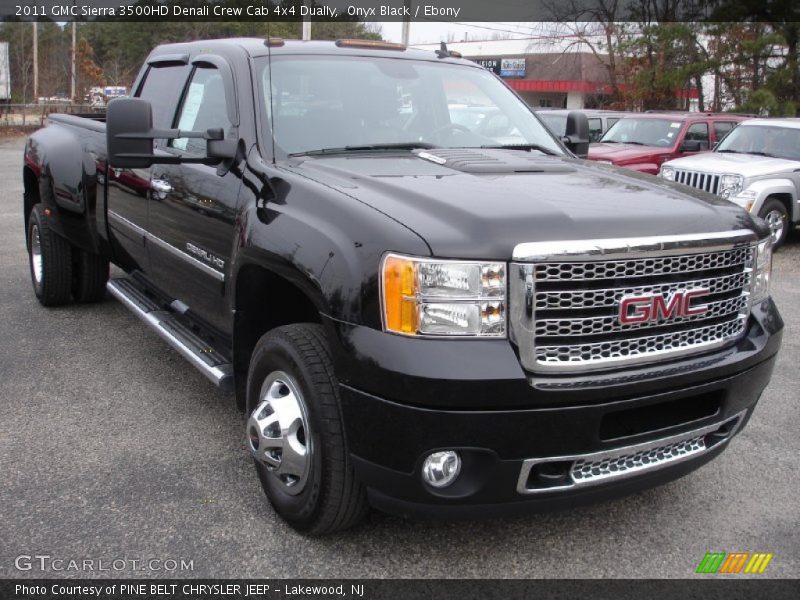 Onyx Black / Ebony 2011 GMC Sierra 3500HD Denali Crew Cab 4x4 Dually