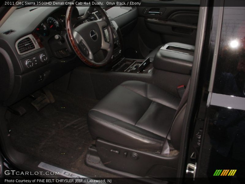 Onyx Black / Ebony 2011 GMC Sierra 3500HD Denali Crew Cab 4x4 Dually
