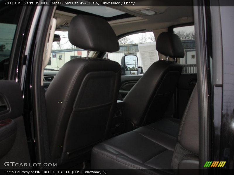 Onyx Black / Ebony 2011 GMC Sierra 3500HD Denali Crew Cab 4x4 Dually