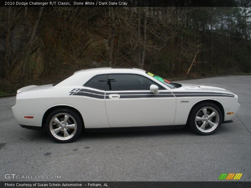 Stone White / Dark Slate Gray 2010 Dodge Challenger R/T Classic