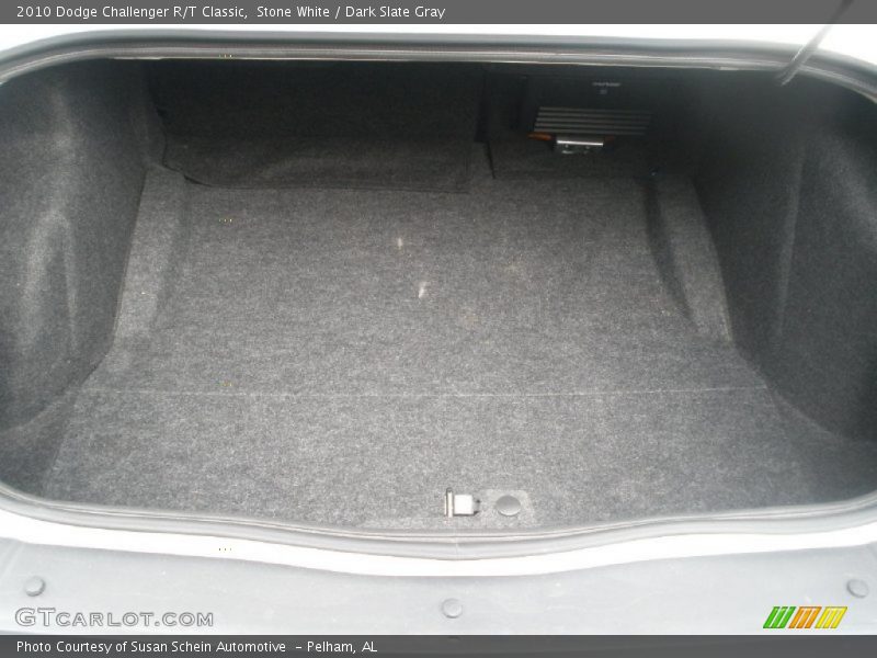  2010 Challenger R/T Classic Trunk