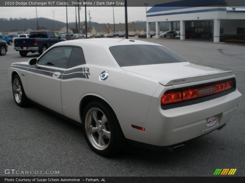Stone White / Dark Slate Gray 2010 Dodge Challenger R/T Classic