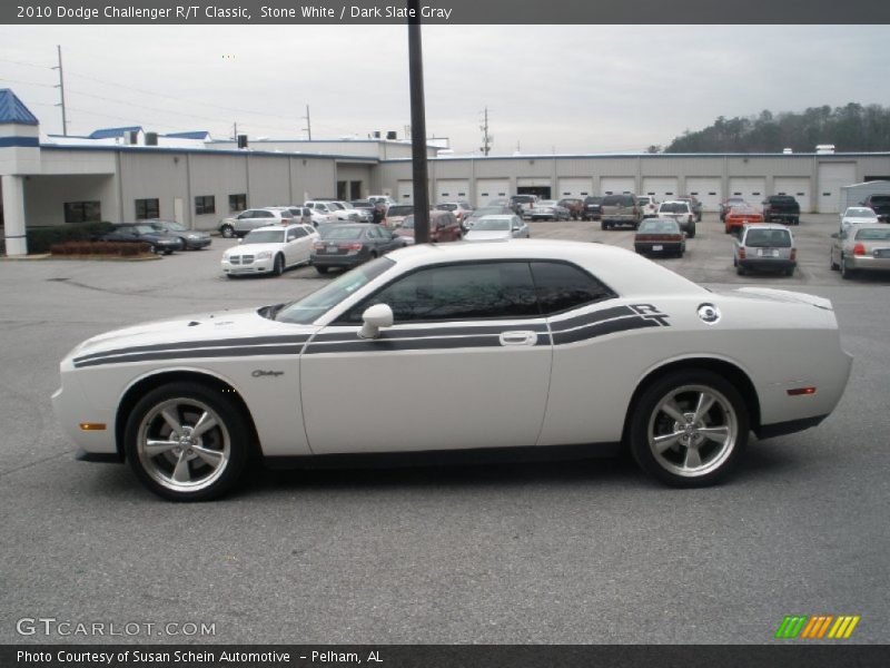 Stone White / Dark Slate Gray 2010 Dodge Challenger R/T Classic