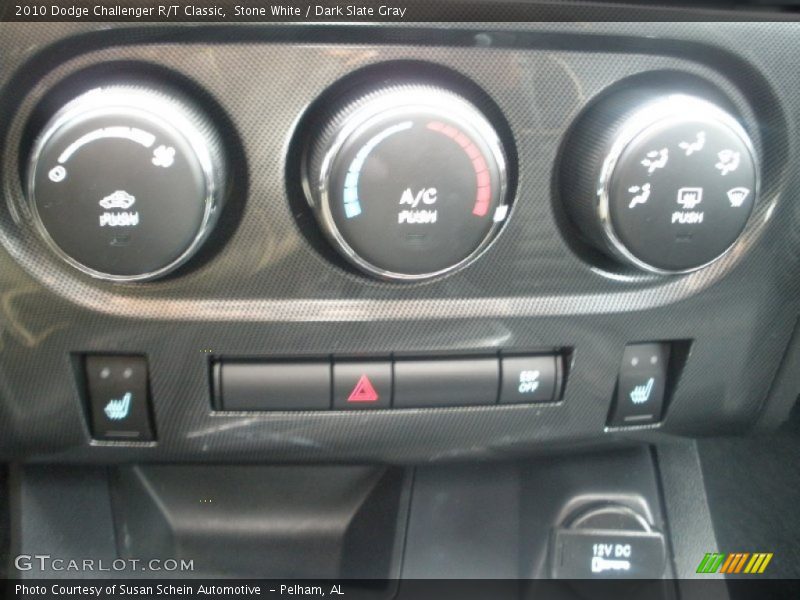 Stone White / Dark Slate Gray 2010 Dodge Challenger R/T Classic