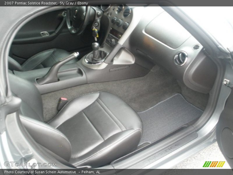 Sly Gray / Ebony 2007 Pontiac Solstice Roadster