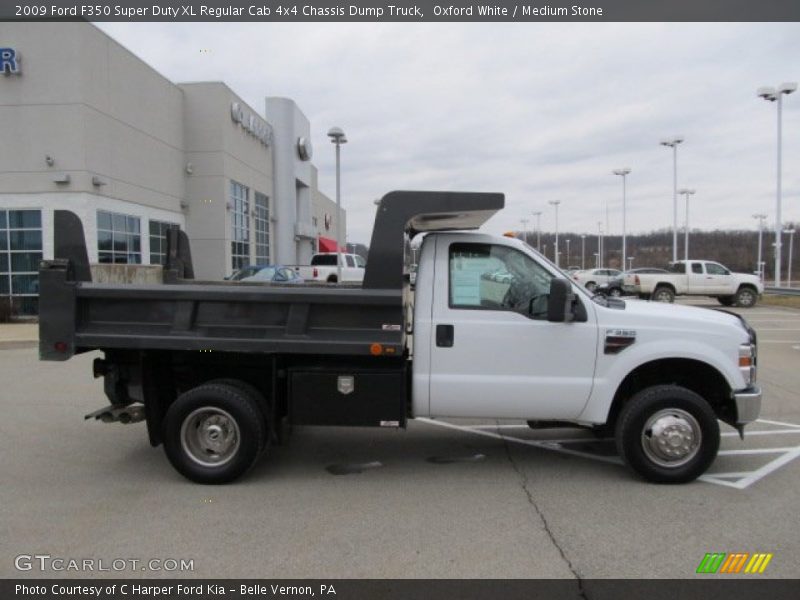 Oxford White / Medium Stone 2009 Ford F350 Super Duty XL Regular Cab 4x4 Chassis Dump Truck