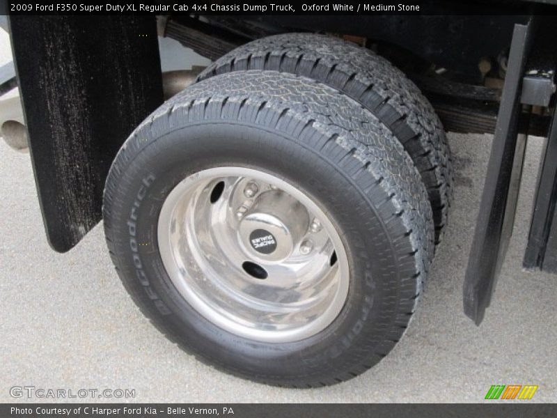 Oxford White / Medium Stone 2009 Ford F350 Super Duty XL Regular Cab 4x4 Chassis Dump Truck