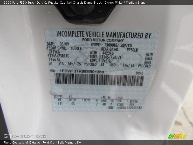 Oxford White / Medium Stone 2009 Ford F350 Super Duty XL Regular Cab 4x4 Chassis Dump Truck