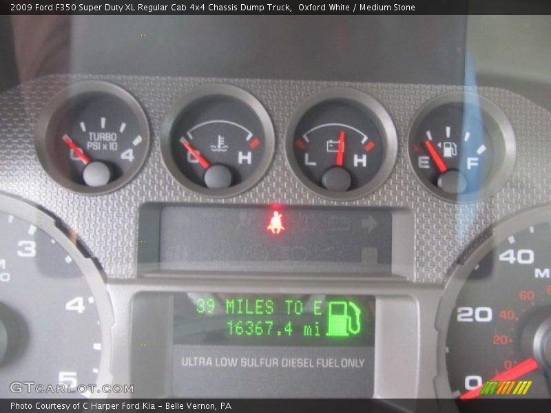 Oxford White / Medium Stone 2009 Ford F350 Super Duty XL Regular Cab 4x4 Chassis Dump Truck