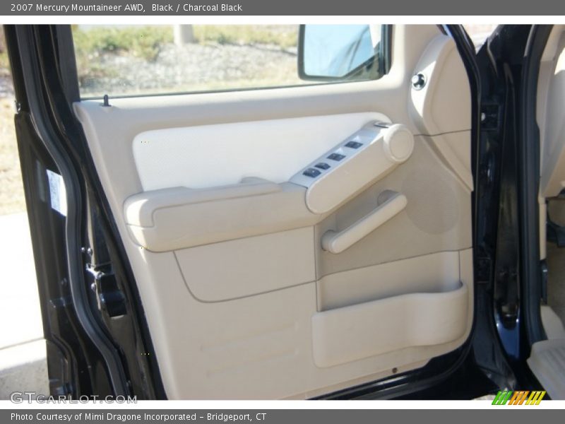 Black / Charcoal Black 2007 Mercury Mountaineer AWD