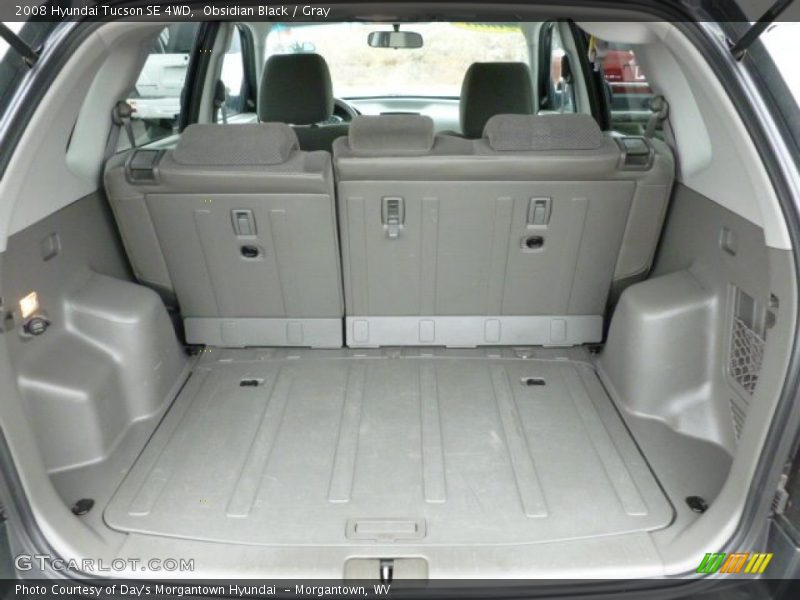  2008 Tucson SE 4WD Trunk