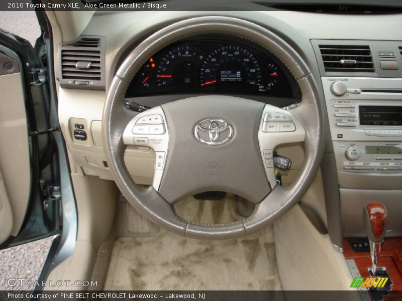 Aloe Green Metallic / Bisque 2010 Toyota Camry XLE