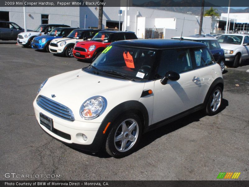 Pepper White / Black/Grey 2009 Mini Cooper Hardtop