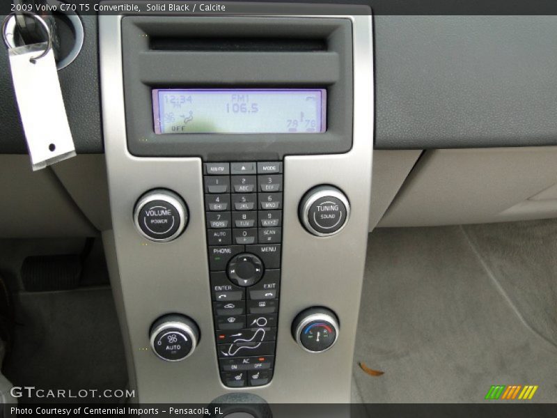 Solid Black / Calcite 2009 Volvo C70 T5 Convertible
