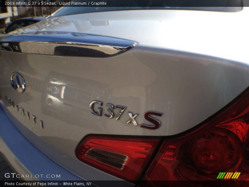 Liquid Platinum / Graphite 2009 Infiniti G 37 x S Sedan