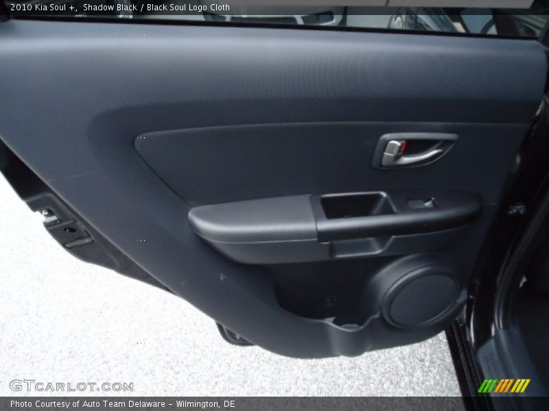 Shadow Black / Black Soul Logo Cloth 2010 Kia Soul +
