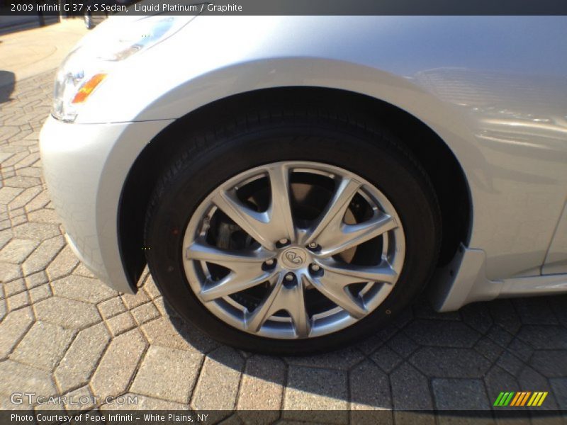 Liquid Platinum / Graphite 2009 Infiniti G 37 x S Sedan