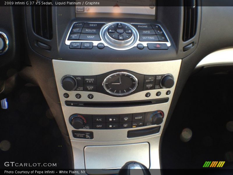 Liquid Platinum / Graphite 2009 Infiniti G 37 x S Sedan