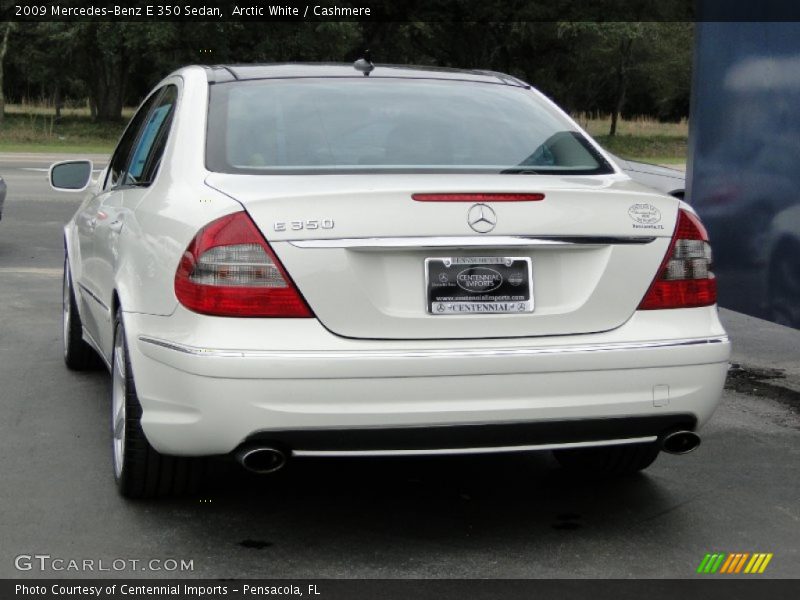 Arctic White / Cashmere 2009 Mercedes-Benz E 350 Sedan