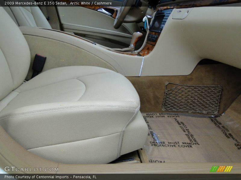 Arctic White / Cashmere 2009 Mercedes-Benz E 350 Sedan