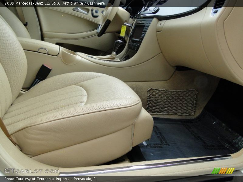 Arctic White / Cashmere 2009 Mercedes-Benz CLS 550