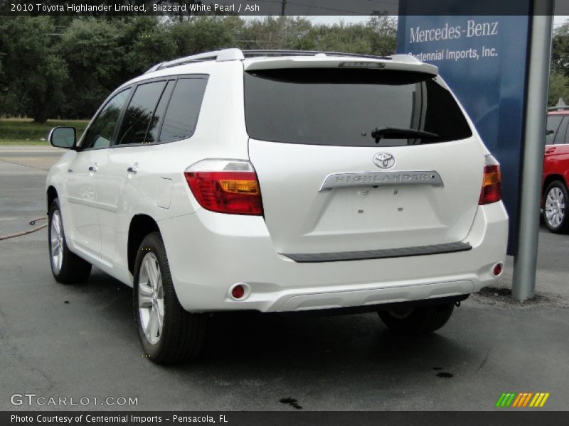 Blizzard White Pearl / Ash 2010 Toyota Highlander Limited