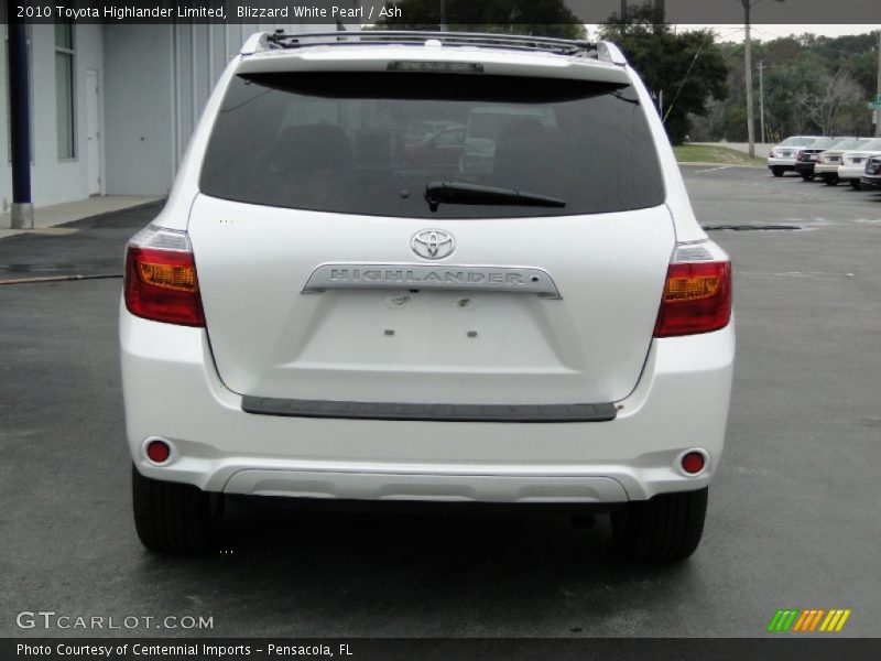 Blizzard White Pearl / Ash 2010 Toyota Highlander Limited