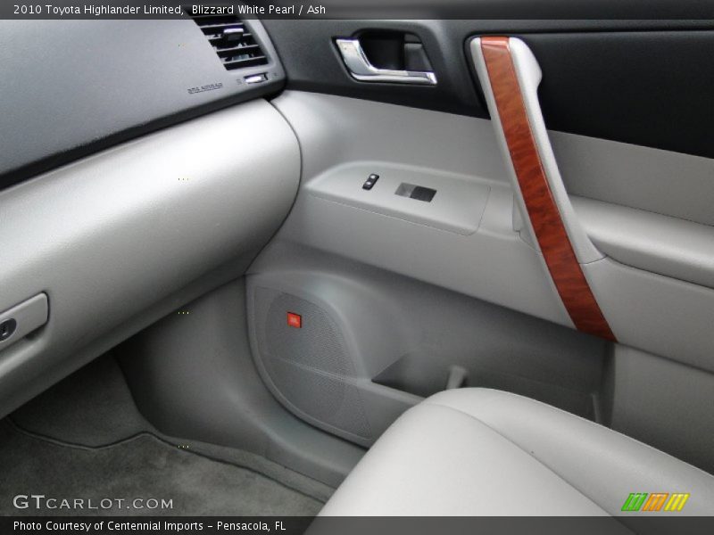 Blizzard White Pearl / Ash 2010 Toyota Highlander Limited