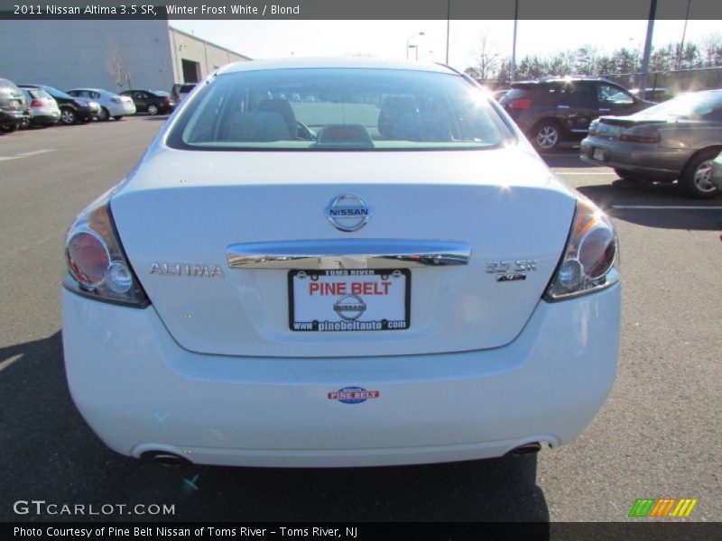 Winter Frost White / Blond 2011 Nissan Altima 3.5 SR
