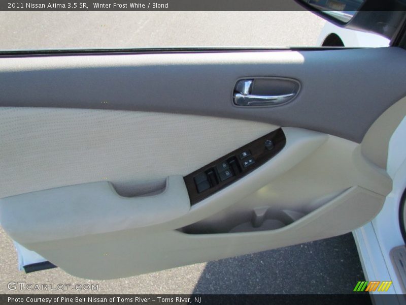 Winter Frost White / Blond 2011 Nissan Altima 3.5 SR