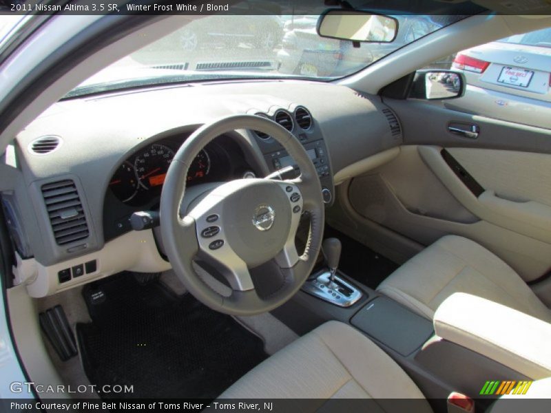 Winter Frost White / Blond 2011 Nissan Altima 3.5 SR