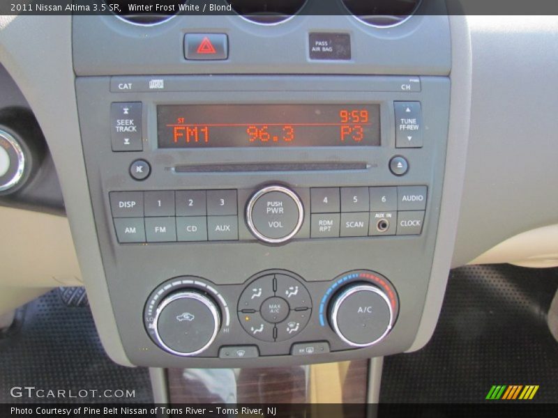 Winter Frost White / Blond 2011 Nissan Altima 3.5 SR