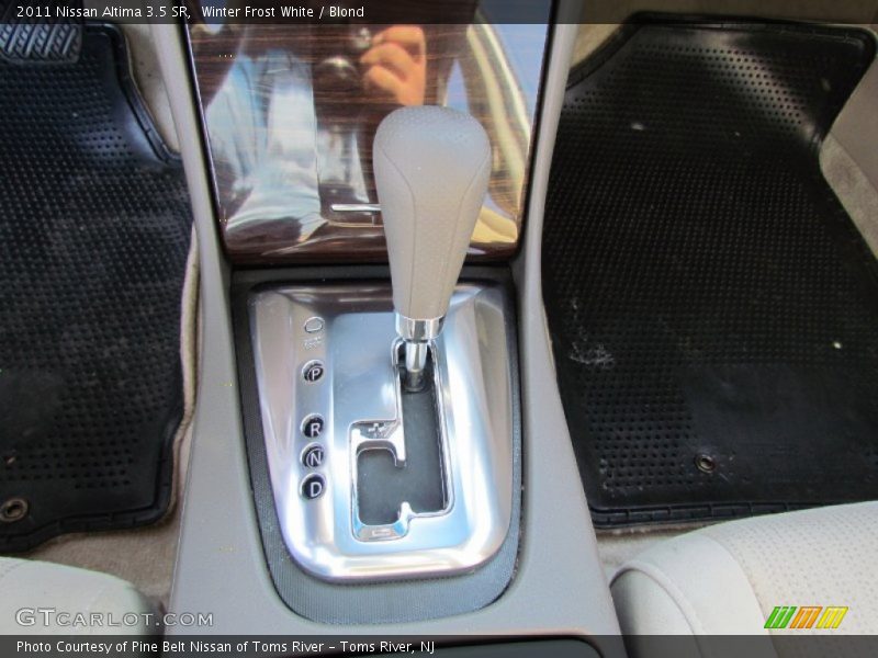 Winter Frost White / Blond 2011 Nissan Altima 3.5 SR