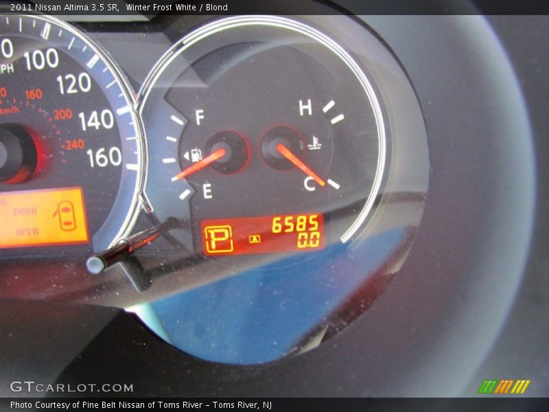 Winter Frost White / Blond 2011 Nissan Altima 3.5 SR