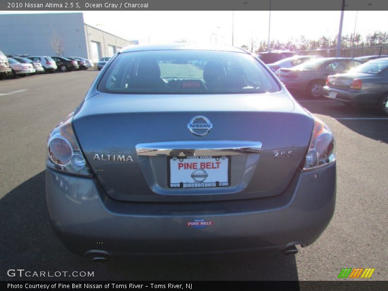 Ocean Gray / Charcoal 2010 Nissan Altima 2.5 S