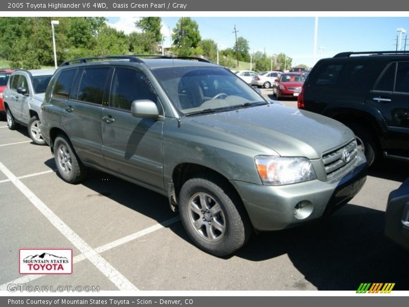 Oasis Green Pearl / Gray 2005 Toyota Highlander V6 4WD