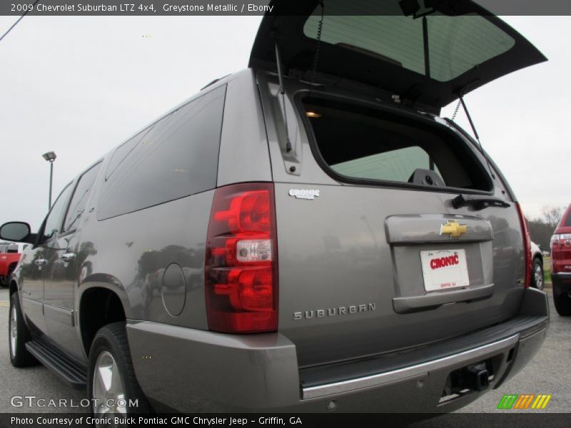 Greystone Metallic / Ebony 2009 Chevrolet Suburban LTZ 4x4