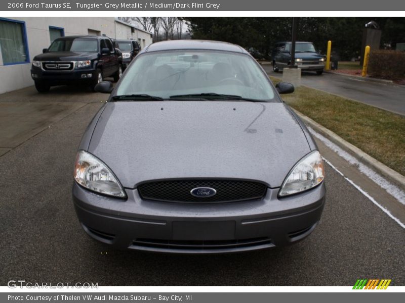 Tungsten Grey Metallic / Medium/Dark Flint Grey 2006 Ford Taurus SE